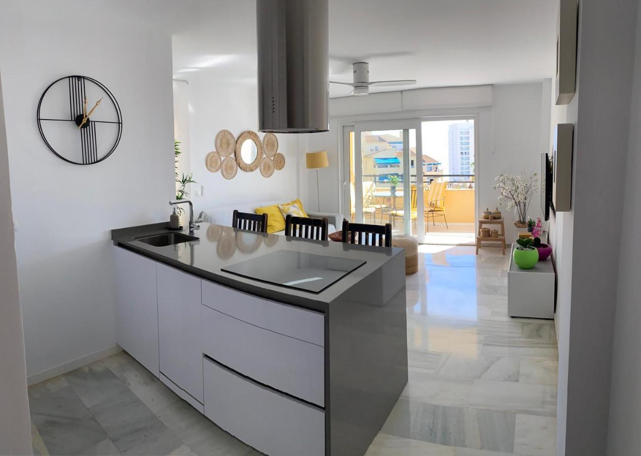 Ocean Casino Apartment Benalmadena Luaran gambar